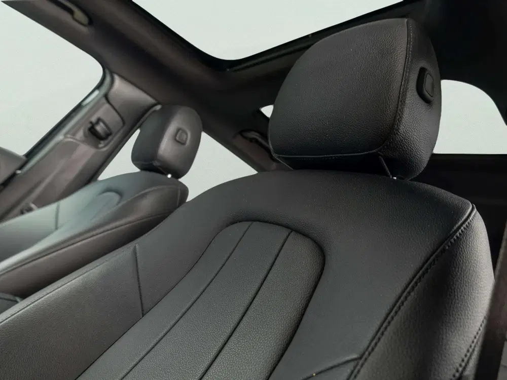 Mercedes-Benz GLB 180 Business Solution Luxury uit 2021, foto 10