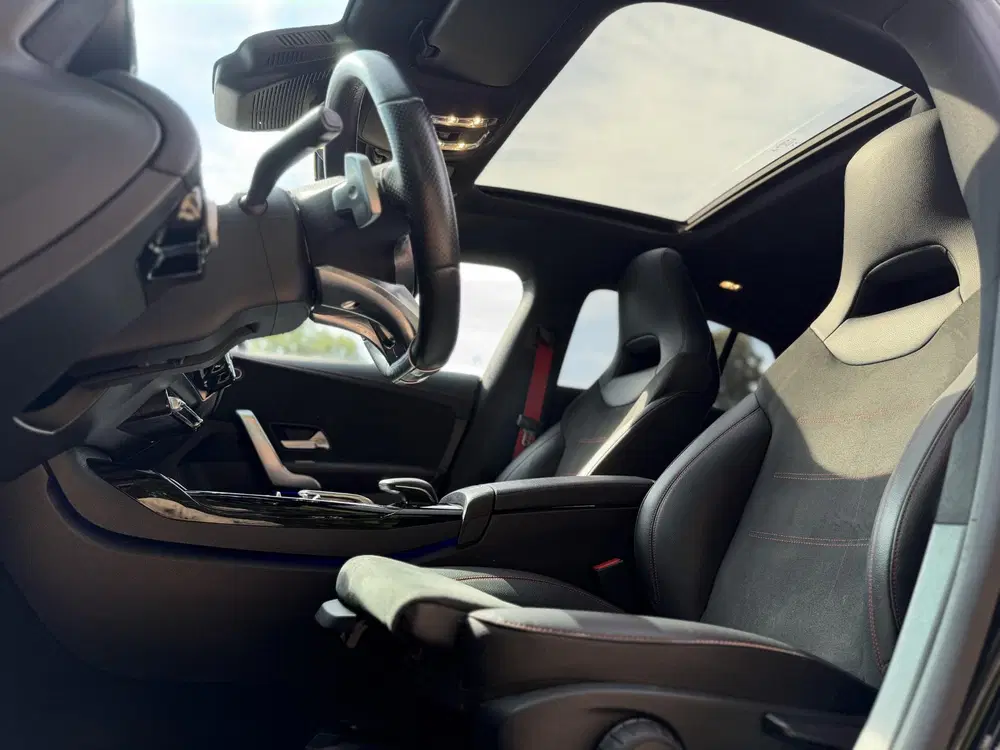 Mercedes-Benz CLA AMG 35 4MATIC Premiu uit 2020, foto 6