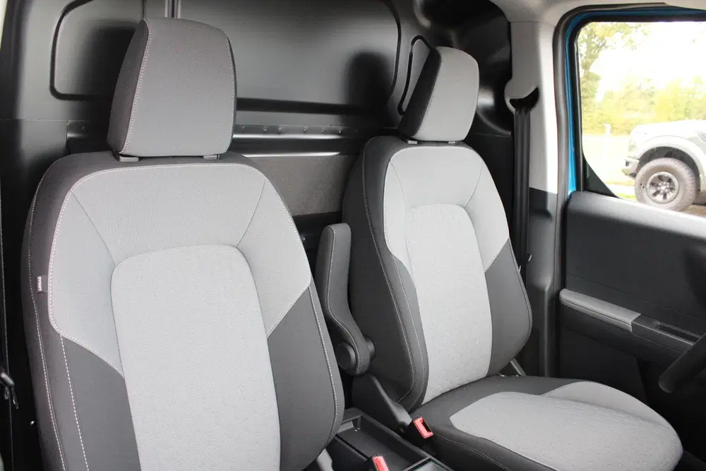 Ford Transit Courier Limited 44 kWh 136pk uit 2025, foto 11