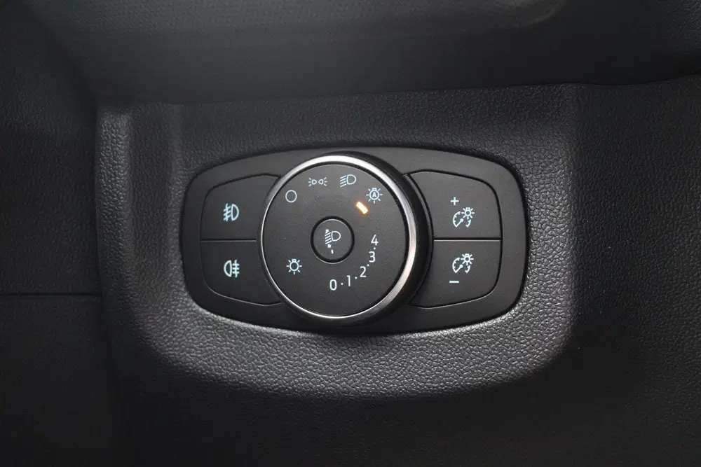 Ford Transit Courier Limited 44 kWh 136pk uit 2025, foto 13