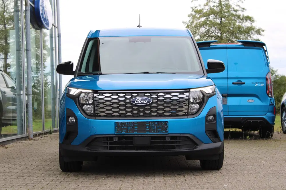 Ford Transit Courier Limited 44 kWh 136pk uit 2025, foto 2