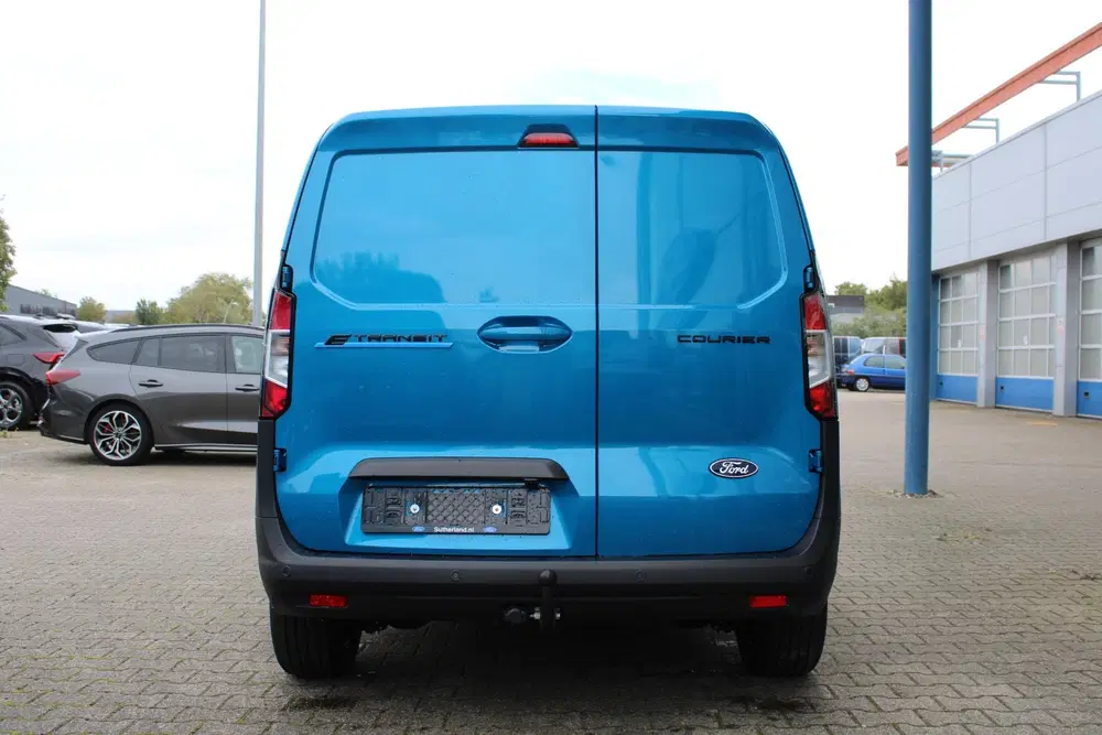 Ford Transit Courier Limited 44 kWh 136pk uit 2025, foto 4