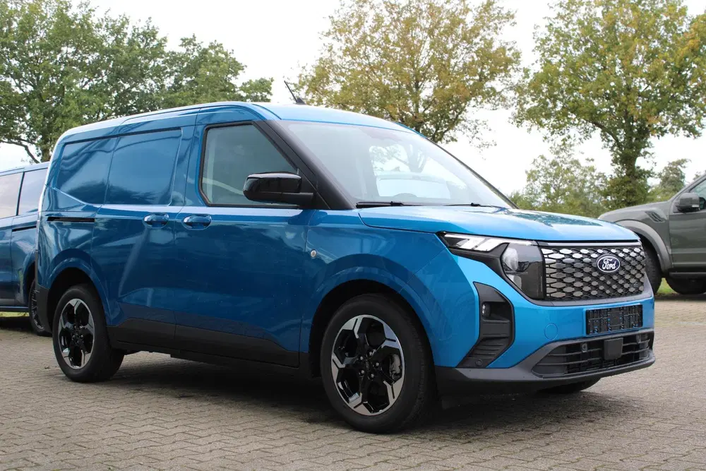 Ford Transit Courier Limited 44 kWh 136pk uit 2025, foto 6