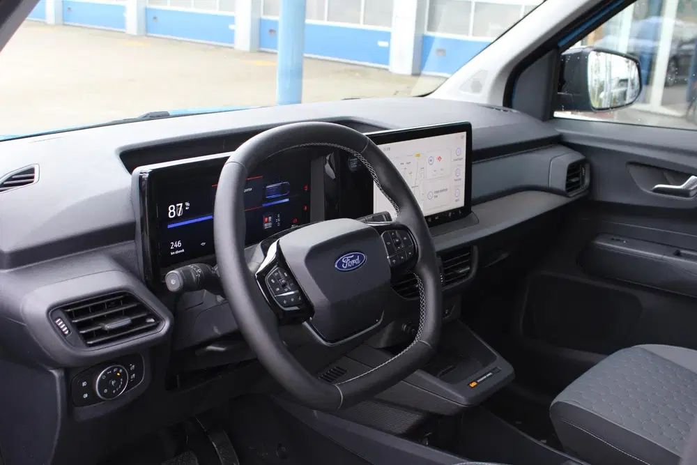 Ford Transit Courier Limited 44 kWh 136pk uit 2025, foto 7