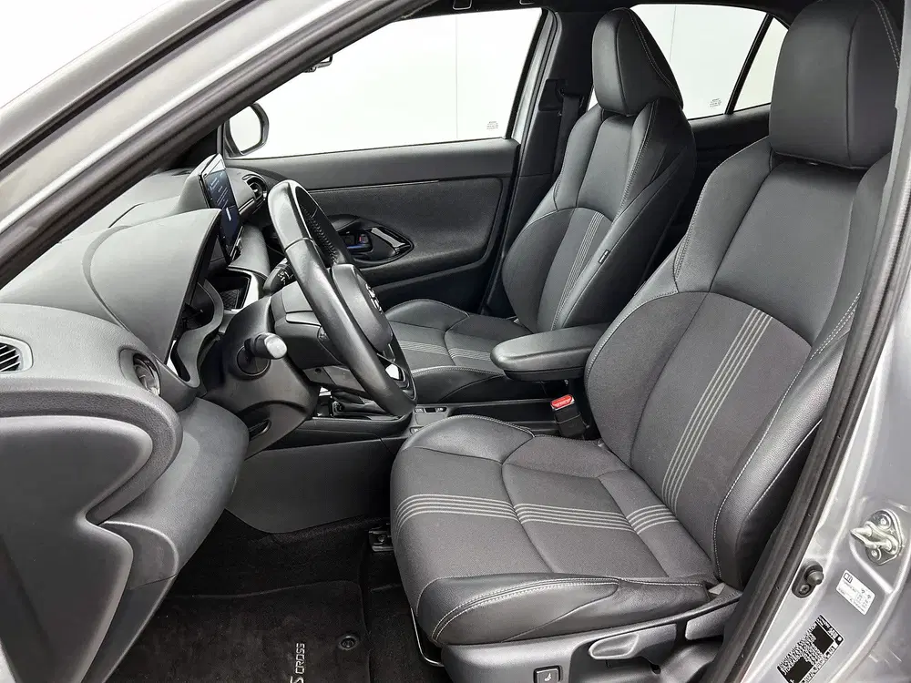 Toyota Yaris Cross 1.5 Hybrid Adventure uit 2022, foto 15