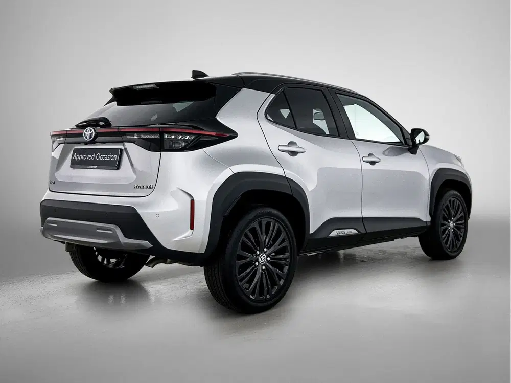 Toyota Yaris Cross 1.5 Hybrid Adventure uit 2022, foto 2