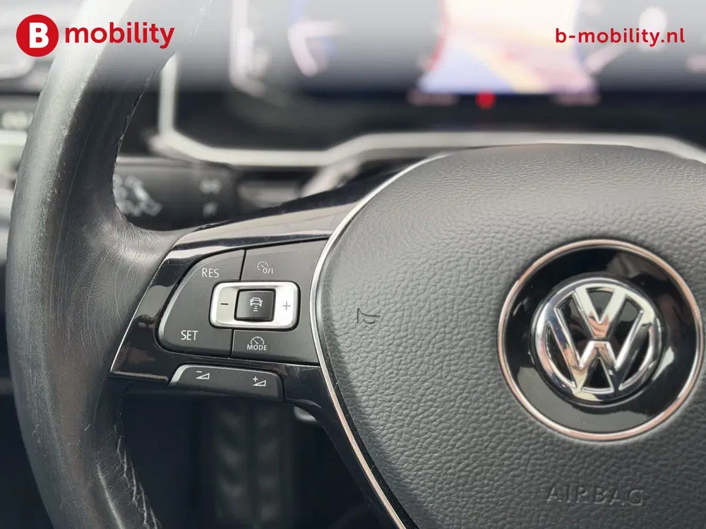 Volkswagen Polo 1.0 TSI Highline Business R-Line Panoramad uit 2020, foto 14