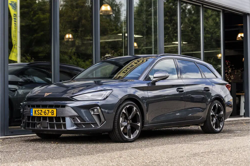 Cupra Leon 1.5 TSI e-Hybrid Business (bj 2025) uit 2025, foto 10