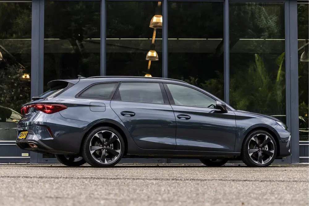 Cupra Leon 1.5 TSI e-Hybrid Business (bj 2025) uit 2025, foto 5