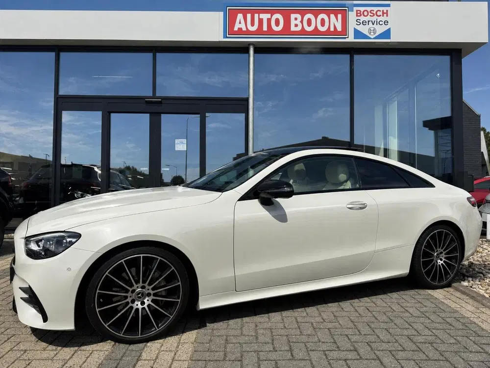 Mercedes-Benz E-Klasse E-klasse Coupé 200 AMG NIGHT uit 2021