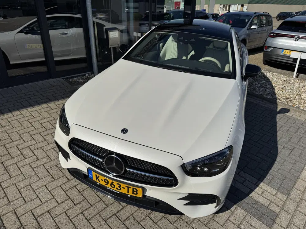 Mercedes-Benz E-Klasse E-klasse Coupé 200 AMG NIGHT uit 2021, foto 3