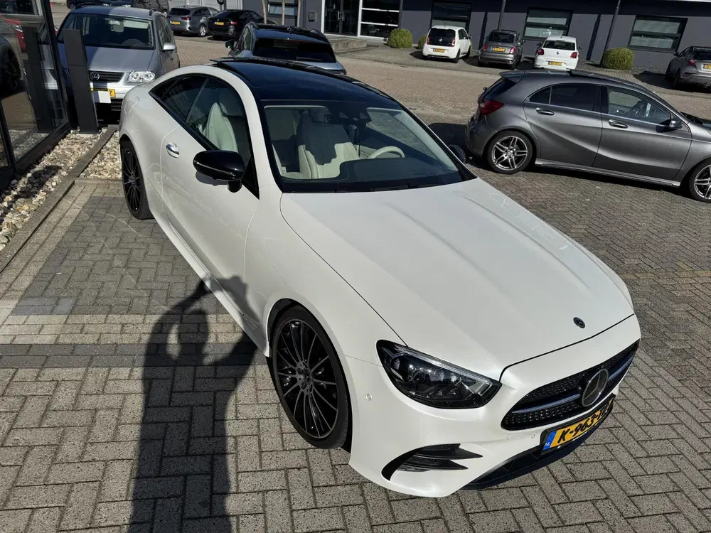 Mercedes-Benz E-Klasse E-klasse Coupé 200 AMG NIGHT uit 2021, foto 7