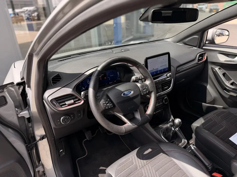 Ford Puma 1.0 EcoBoost Hybrid 125PK ST-Line X WINTER uit 2024, foto 13