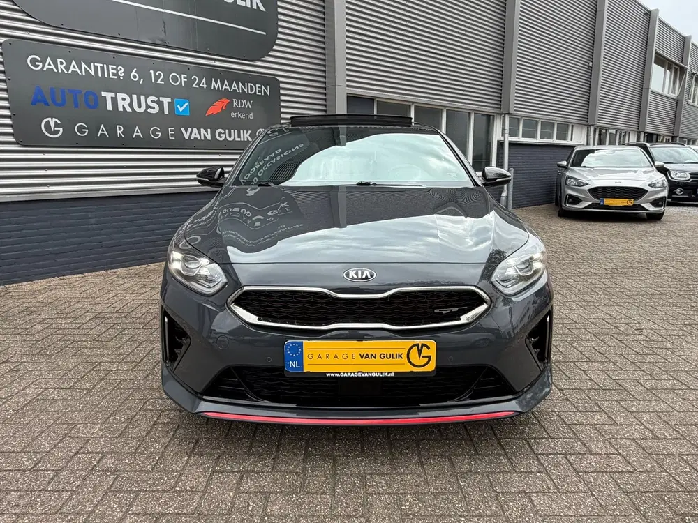 Kia ProCeed 1.6 T-GDI GT 204PK Automaat uit 2019, foto 3