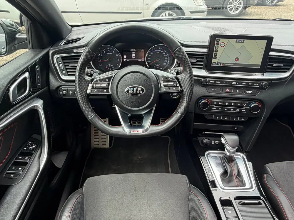 Kia ProCeed 1.6 T-GDI GT 204PK Automaat uit 2019, foto 4