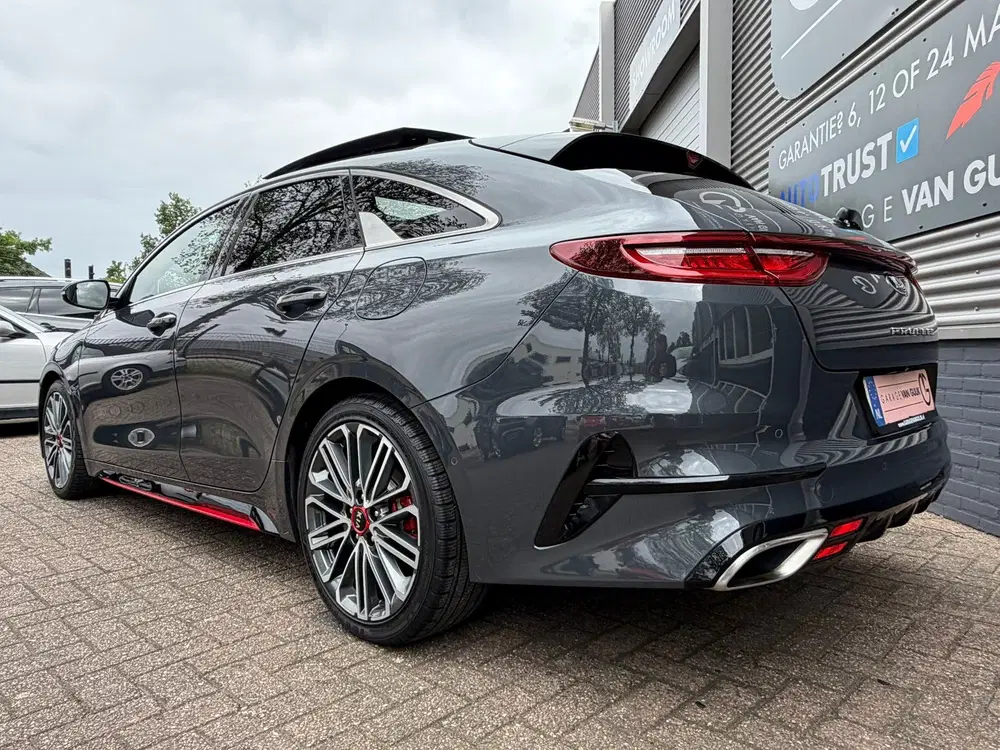 Kia ProCeed 1.6 T-GDI GT 204PK Automaat uit 2019, foto 9