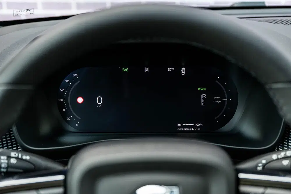 Volvo EX40 Single Motor Extended Range Ultra Black Ed uit 2026, foto 12