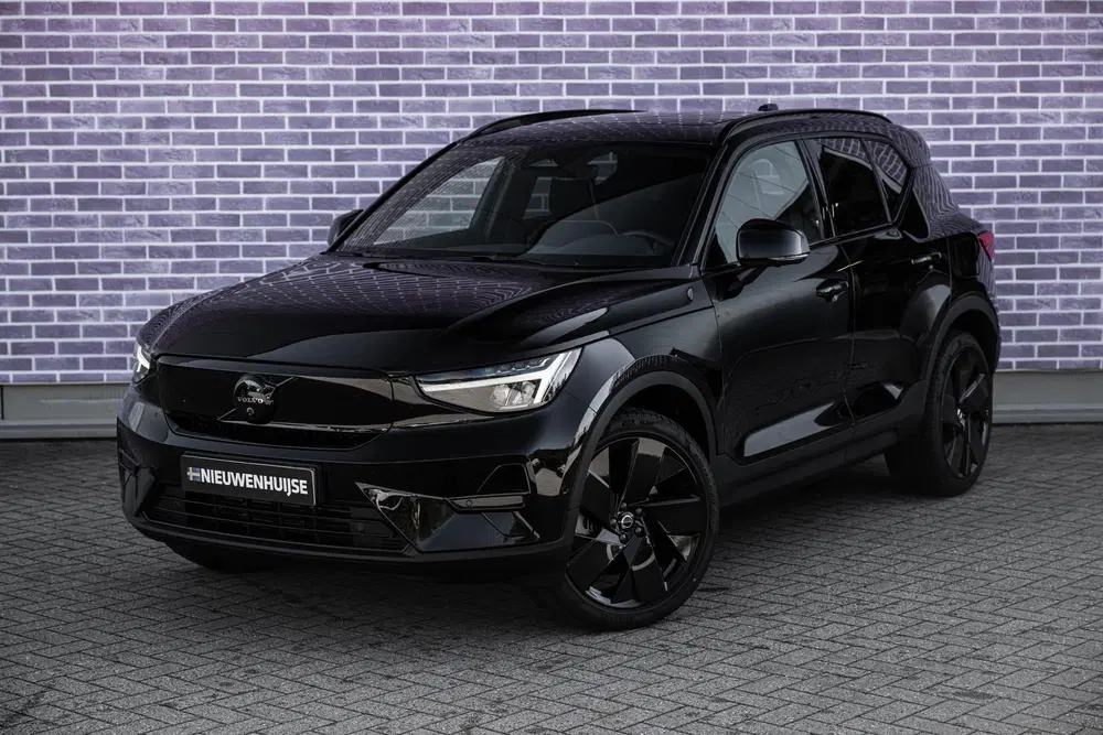 Volvo EX40 Single Motor Extended Range Ultra Black Ed uit 2026, foto 14