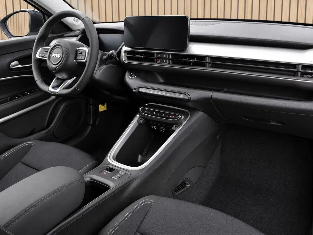 Jeep Avenger 1.2 e-Hybrid Summit VOORRAAD KORTING uit 2026, foto 3