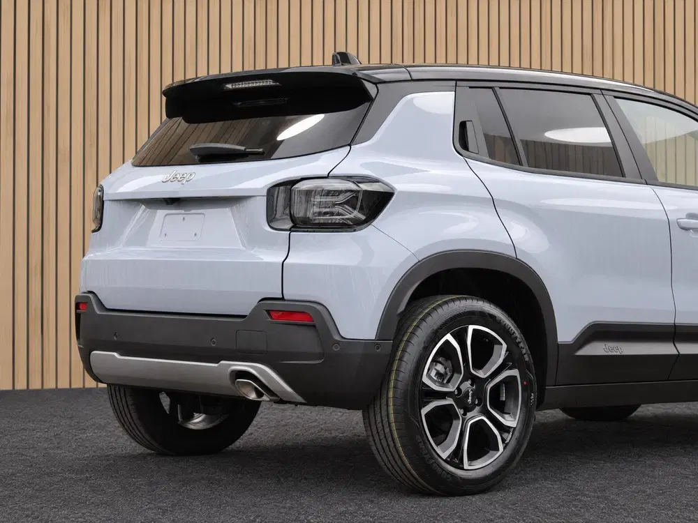 Jeep Avenger 1.2 e-Hybrid Summit VOORRAAD KORTING uit 2026, foto 9