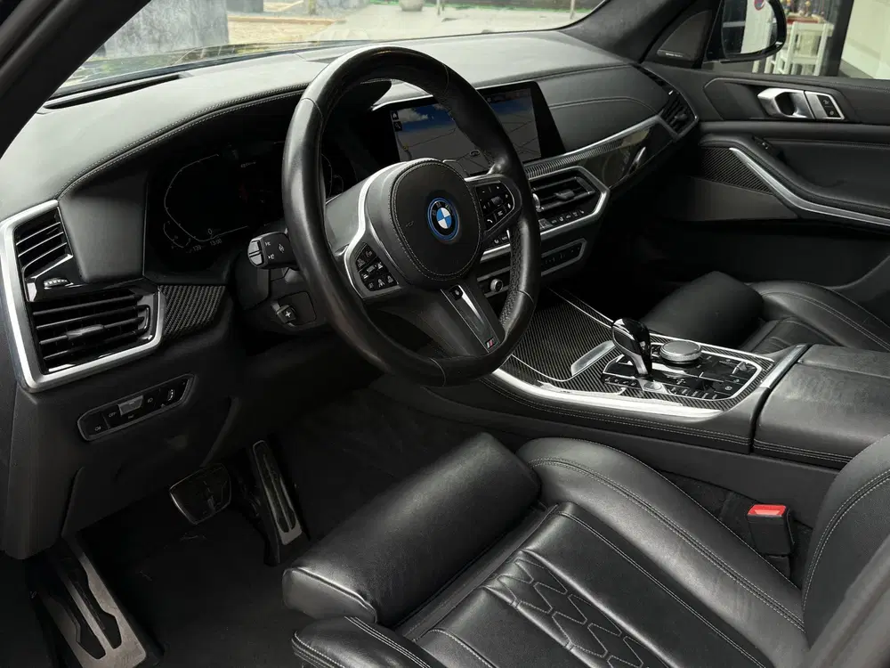 BMW X5 xDrive45e M SPORT uit 2022, foto 3