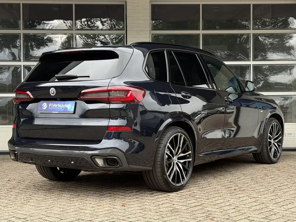 BMW X5 xDrive45e M SPORT uit 2022, foto 7