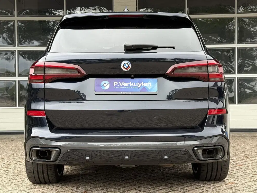 BMW X5 xDrive45e M SPORT uit 2022, foto 8