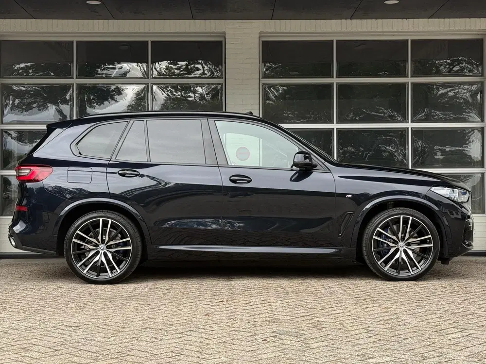 BMW X5 xDrive45e M SPORT uit 2022, foto 9