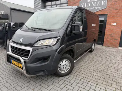 Peugeot Boxer 330 2.2 BlueHDi 120 L1H1 Premium uit 2021