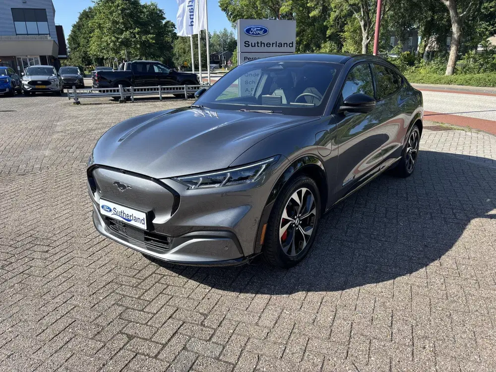 Ford Mustang Mach-E Extended Premium AWD 98 kWh 351pk uit 2025, foto 3