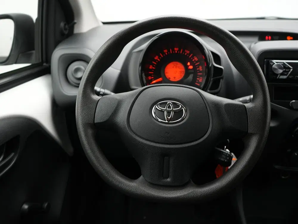 Toyota Aygo 1.0 VVT-i x uit 2020, foto 5