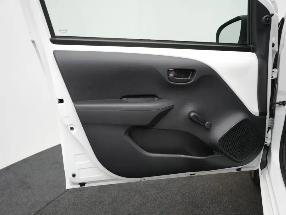 Toyota Aygo 1.0 VVT-i x uit 2020, foto 6