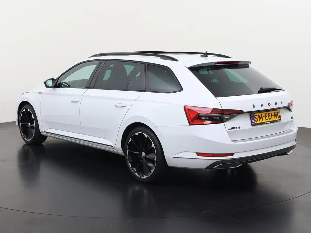 Skoda Superb 1.4 TSI iV Sportline uit 2023, foto 8