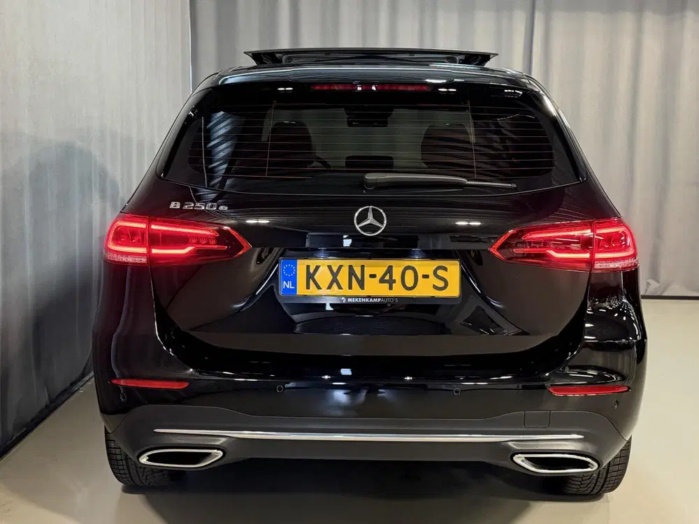 Mercedes-Benz B-Klasse 250 e 17" uit 2022, foto 8