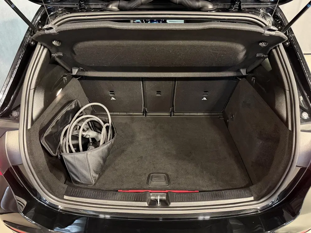 Mercedes-Benz B-Klasse 250 e 17" uit 2022, foto 9
