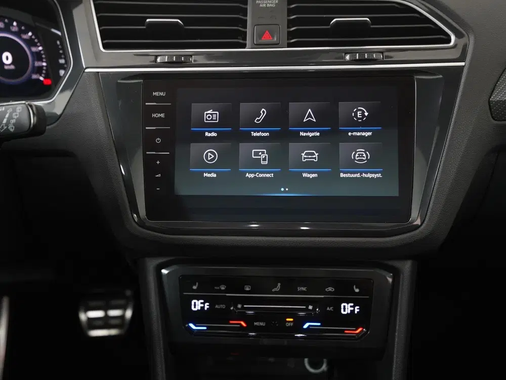 Volkswagen Tiguan 1.4 TSI eHybrid R-Line Black Style uit 2021, foto 14