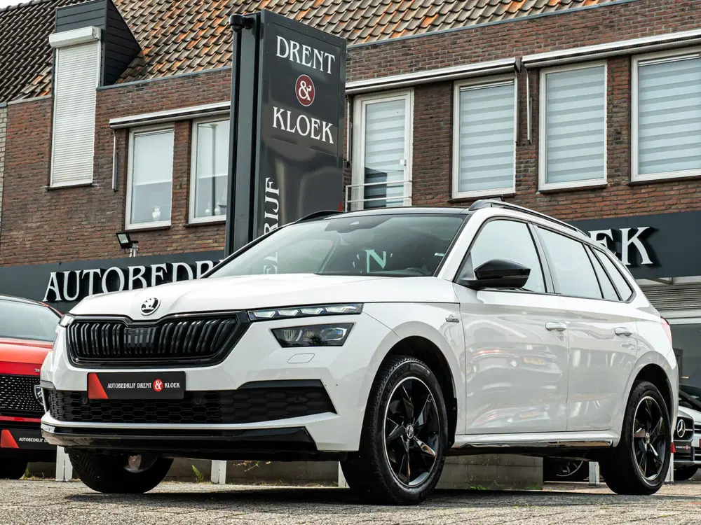 Skoda Kamiq 1.0 TSI Sport Monte Carlo PANO MATRIX LED uit 2021