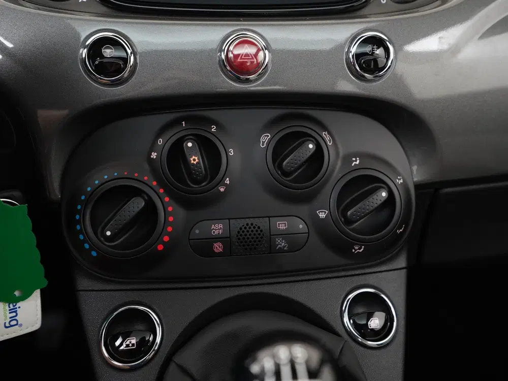 Fiat 500 1.0 Hybrid Dolcevita uit 2022, foto 11
