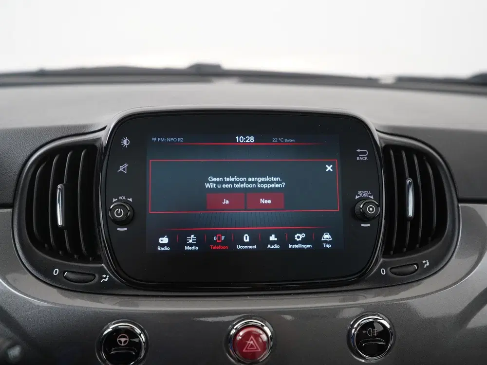 Fiat 500 1.0 Hybrid Dolcevita uit 2022, foto 14