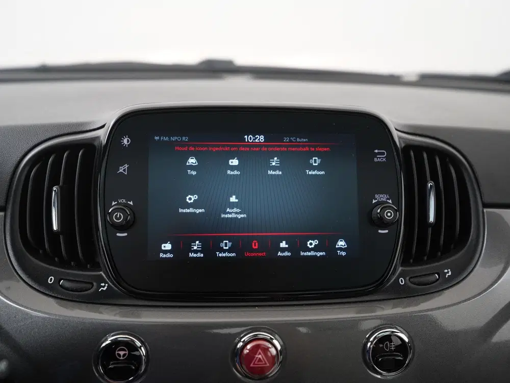 Fiat 500 1.0 Hybrid Dolcevita uit 2022, foto 15