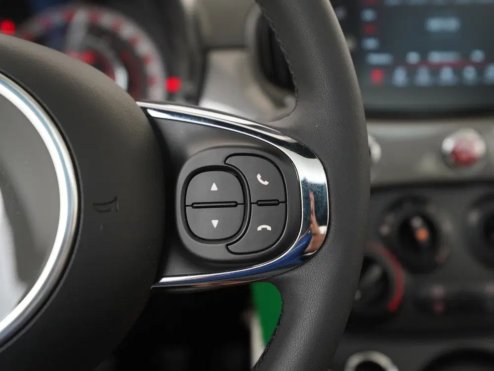 Fiat 500 1.0 Hybrid Dolcevita uit 2022, foto 9