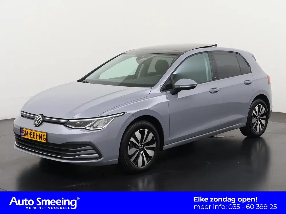 Volkswagen Golf 1.0 eTSI Move DSG uit 2024