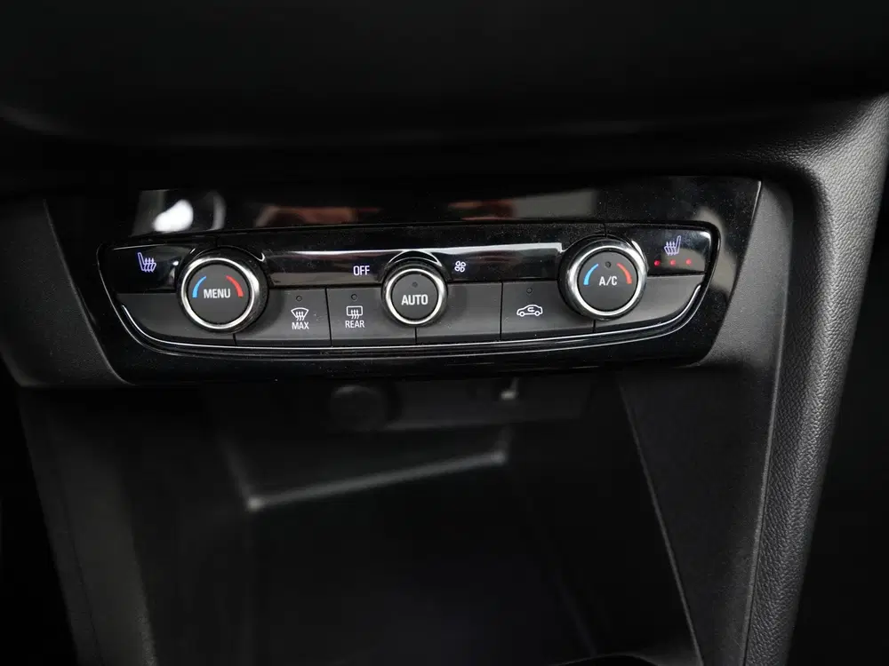 Opel Corsa 1.2 Sport uit 2021, foto 15
