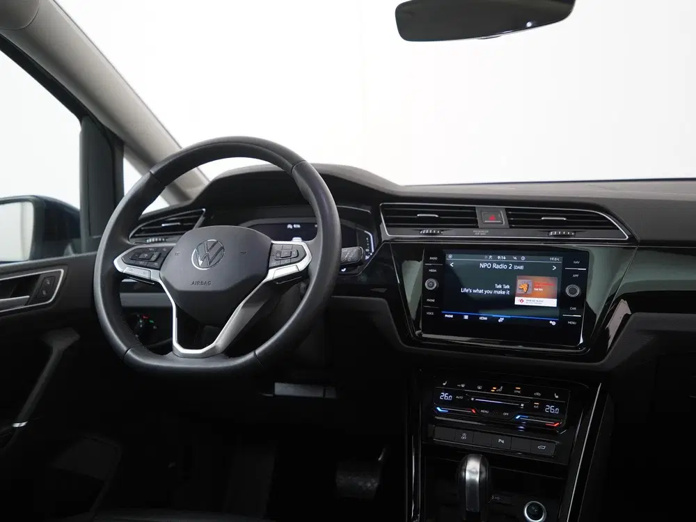 Volkswagen Touran 1.5 TSI Highline R-Line Ext. DSG uit 2023, foto 5