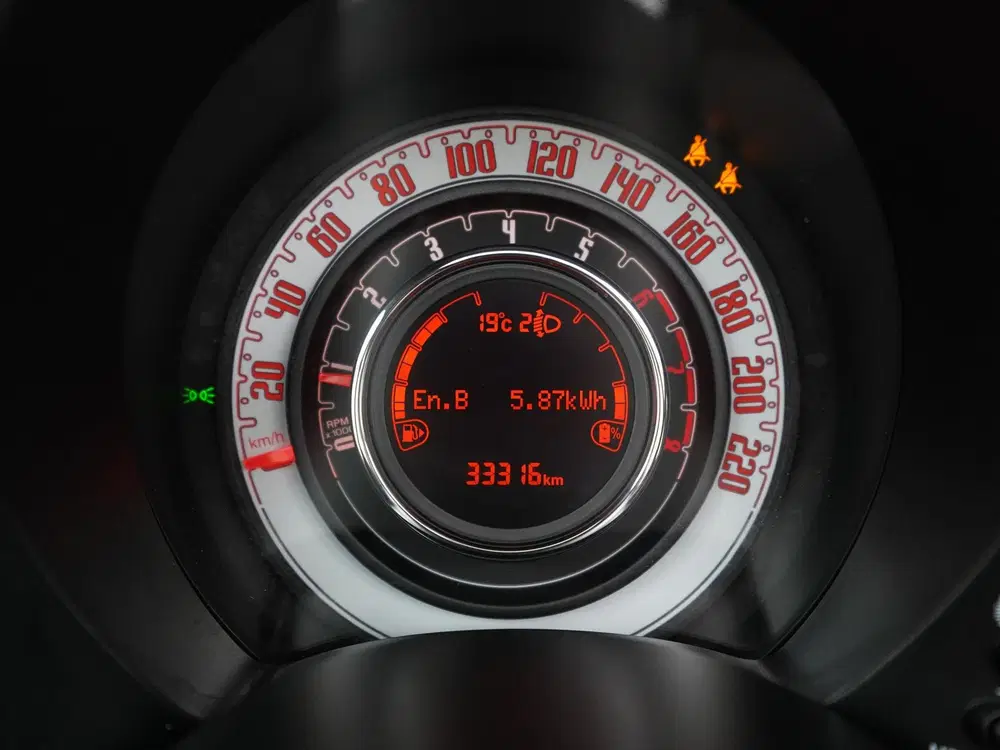 Fiat 500C 1.0 Hybrid Club uit 2023, foto 8