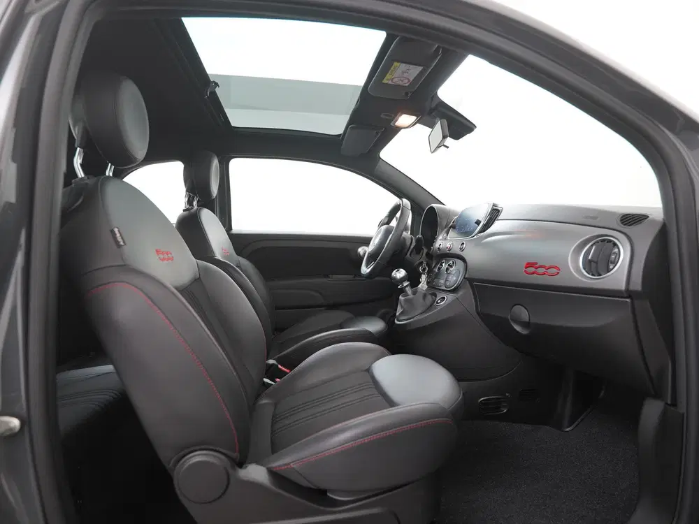 Fiat 500 1.0 Hybrid Sport uit 2021, foto 3