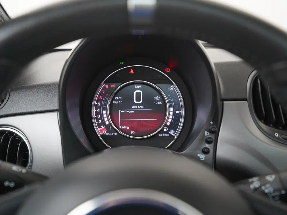 Fiat 500 1.0 Hybrid Sport uit 2021, foto 8