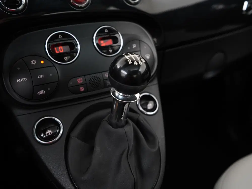 Fiat 500 1.0 Hybrid Dolcevita uit 2022, foto 10