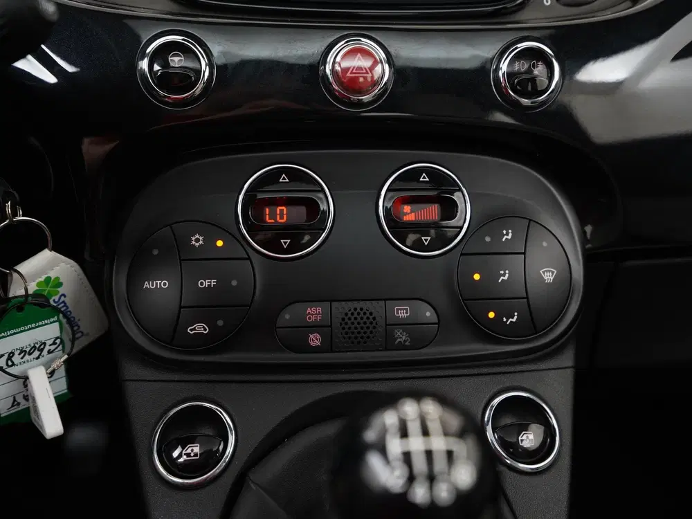 Fiat 500 1.0 Hybrid Dolcevita uit 2022, foto 11