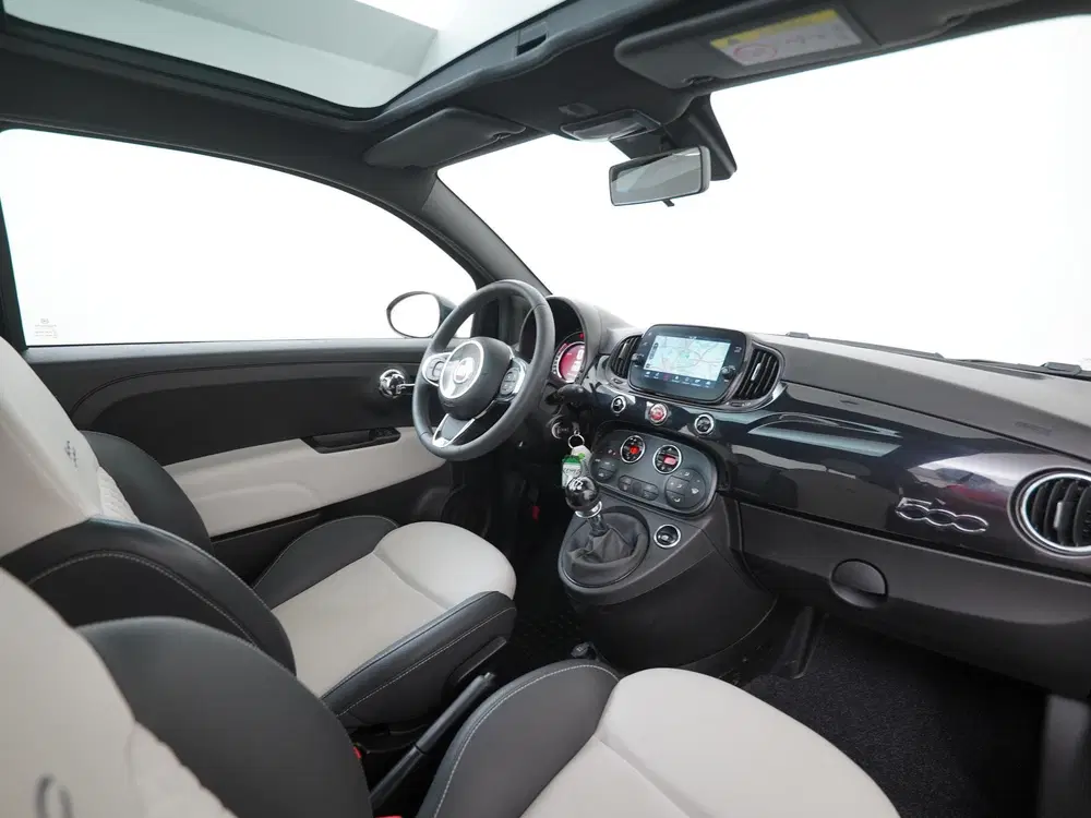 Fiat 500 1.0 Hybrid Dolcevita uit 2022, foto 2